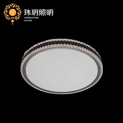 攝(she)影角(jiao)度來(lái)看(kan)炤明(ming)燈(deng)飾設(she)計(ji)