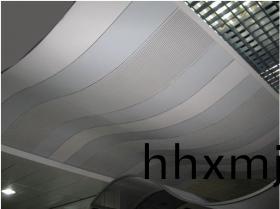 波(bo)浪(lang)鋁單(dan)闆