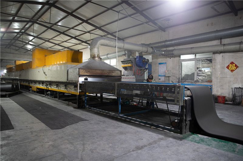 生(sheng)産(chan)設備(bei)