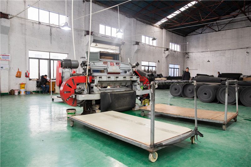 生(sheng)産設(she)備(bei)